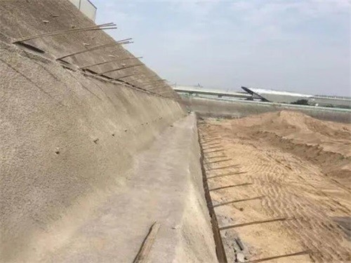 清新区河道边坡加固